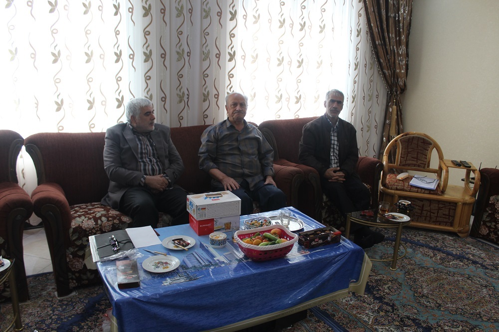 دیدار با ۲ بازنشسته شهرستان پردیس دیدار با ۲ بازنشسته شهرستان پردیس