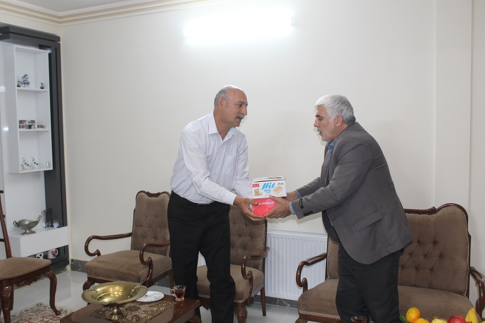 دیدار با 5 بازنشسته شهرستان ورامین دیدار با 5 بازنشسته شهرستان ورامین