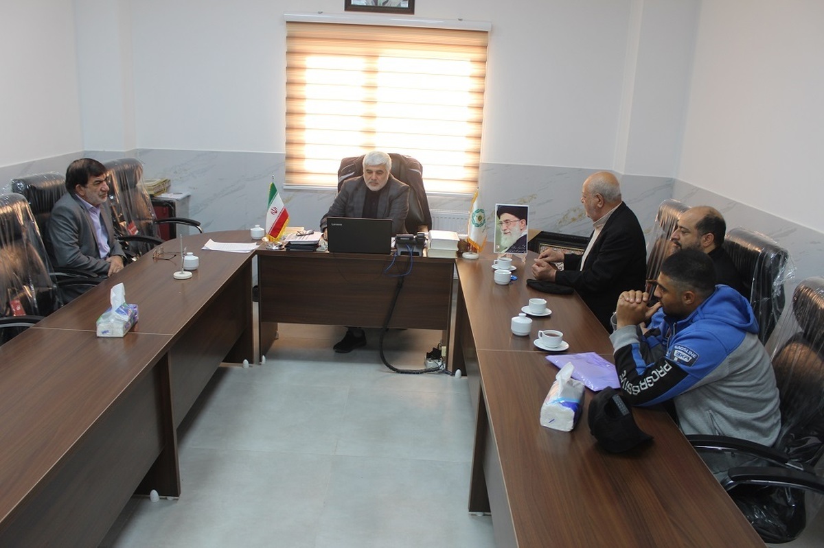 ملاقات حضوری نماینده شرق استان تهران در مجمع کانون برگزار شد