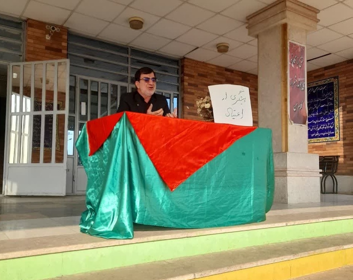 برگزاری کلاس پیشگیری از آسیب های اجتماعی