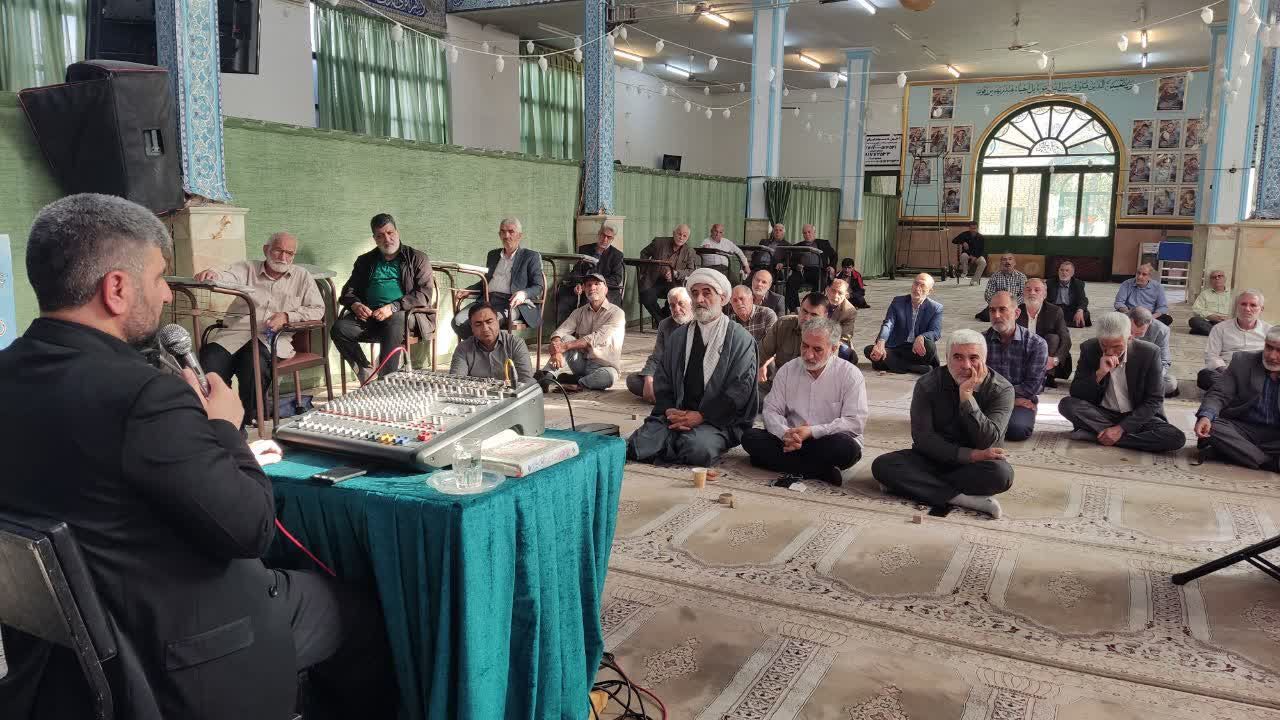 برگزاری هفتادودومین جلسه هیئت پاسداران و پیشکسوتان فراجا شرق استان تهران برگزاری هفتادودومین جلسه هیئت پاسداران و پیشکسوتان فراجا شرق استان تهران