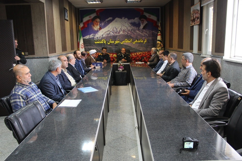 برگزاری جلسه اندیشه ورزی و هم اندیشی پیشکسوتان انتظامی شهرستان پاکدشت