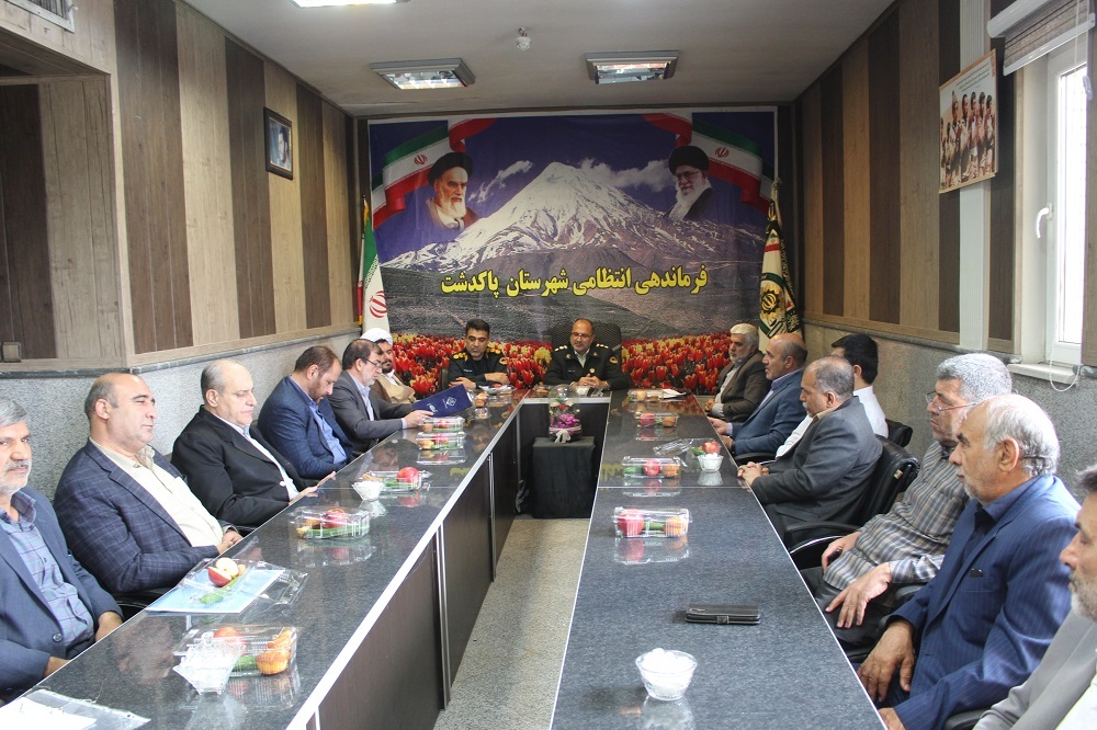 برگزاری مراسم معارفه مسئول دفتر کانون بازنشستگان انتظامی شهرستان پاکدشت برگزاری مراسم معارفه مسئول دفتر کانون بازنشستگان انتظامی شهرستان پاکدشت