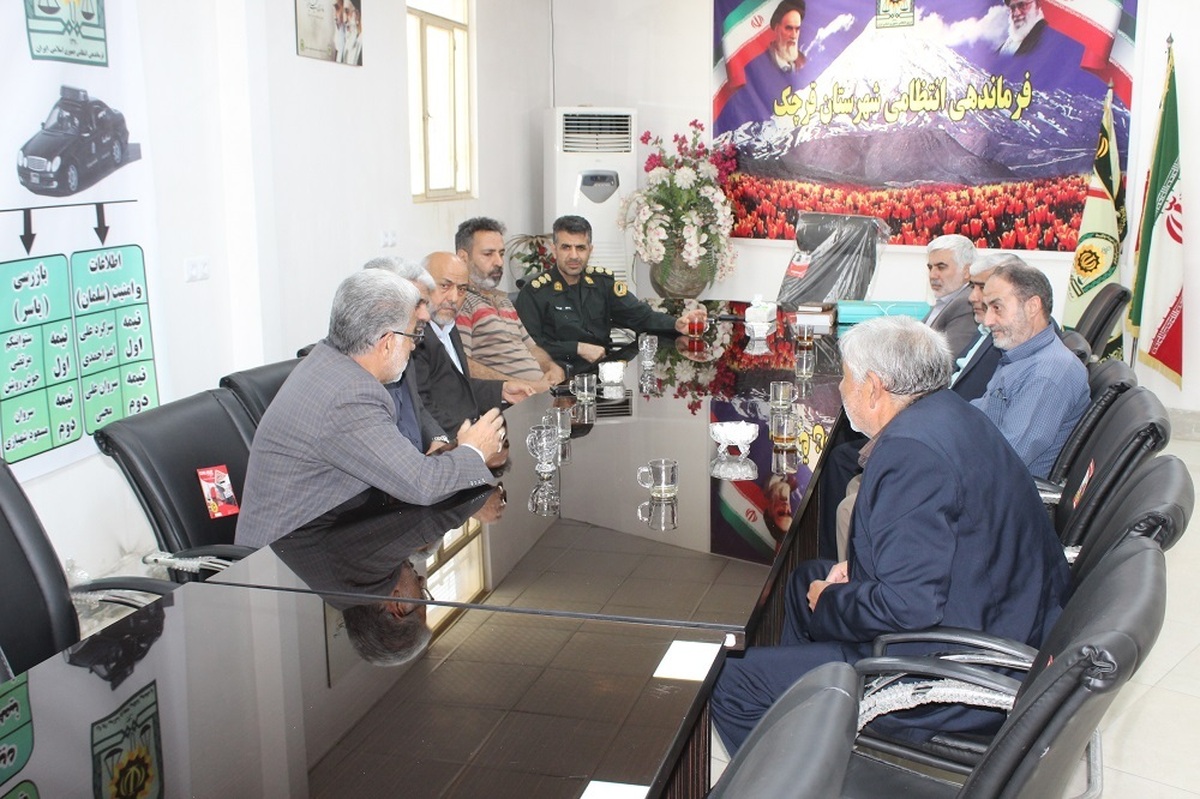 دیدار با فرمانده انتظامی قرچک