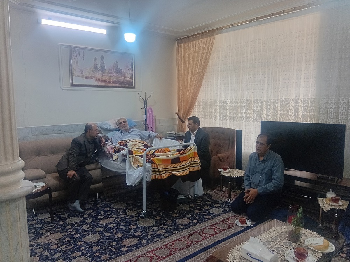 دیدار مدیرکل اداره بازنشستگی استان تهران با سرهنگ قاسمی