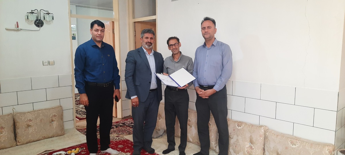 دیدار و سرکشی از تعداد4 نفر از پیشکسوتان شهرستان سامان دیدار و سرکشی از تعداد4 نفر از پیشکسوتان شهرستان سامان