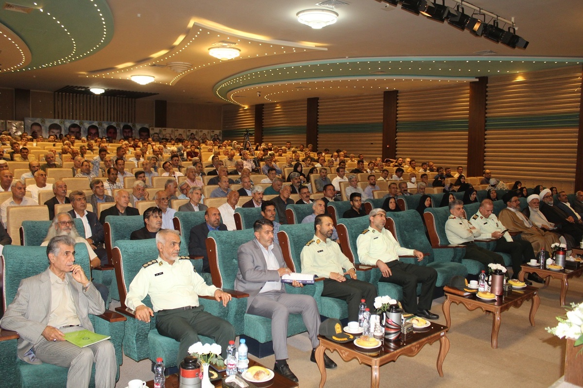 برگزاری مراسم ضیافت و دیدار بازنشستگان انتظامی با فرمانده انتظامی استان فارس