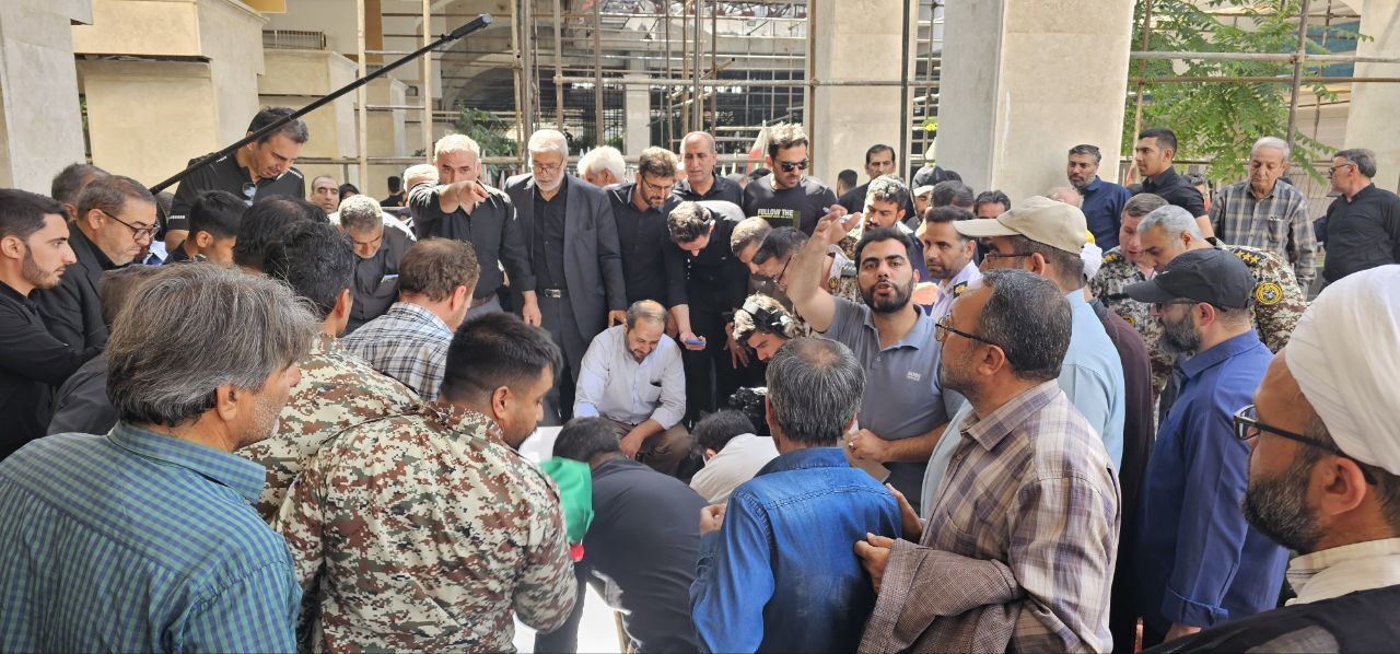 حضور رئیس کانون بازنشستگان انتظامی استان آذربایجان شرقی در مراسم تشیع جنازه شهید حجت بابایی فرزند سرهنگ بازنشسته فراجا یوسف بابایی