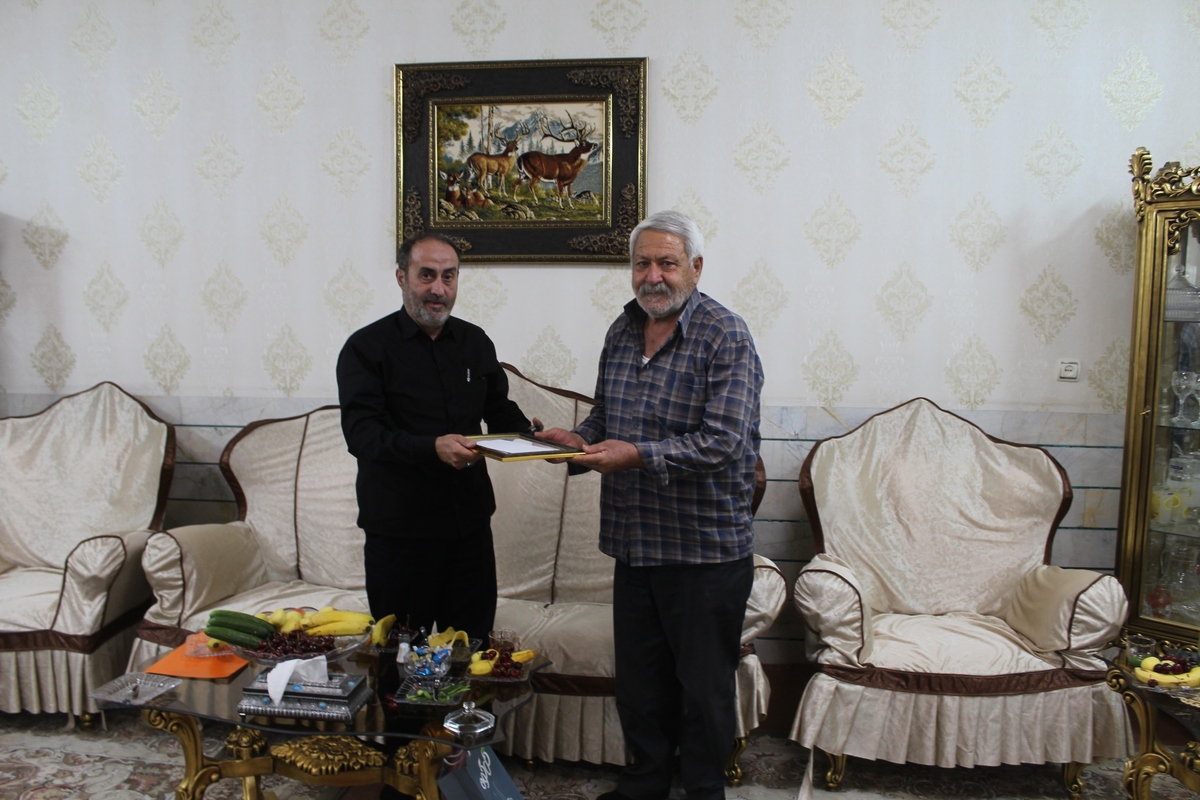 دیدار با ۳ پیشکسوت بازنشسته در شهرستان پیشوا