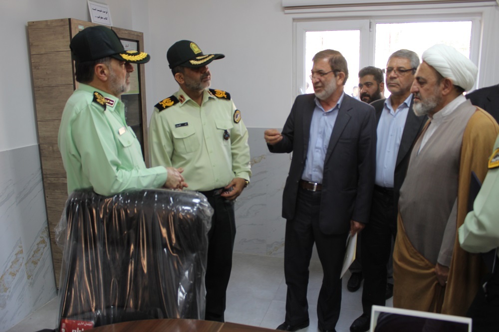 بازدید فرمانده کل فراجا از کانون بازنشستگان شرق استان تهران بازدید فرمانده کل فراجا از کانون بازنشستگان شرق استان تهران