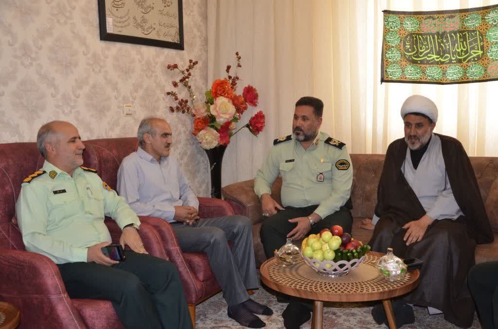 ديدار صميمي سردار ديدار صميمي سردار