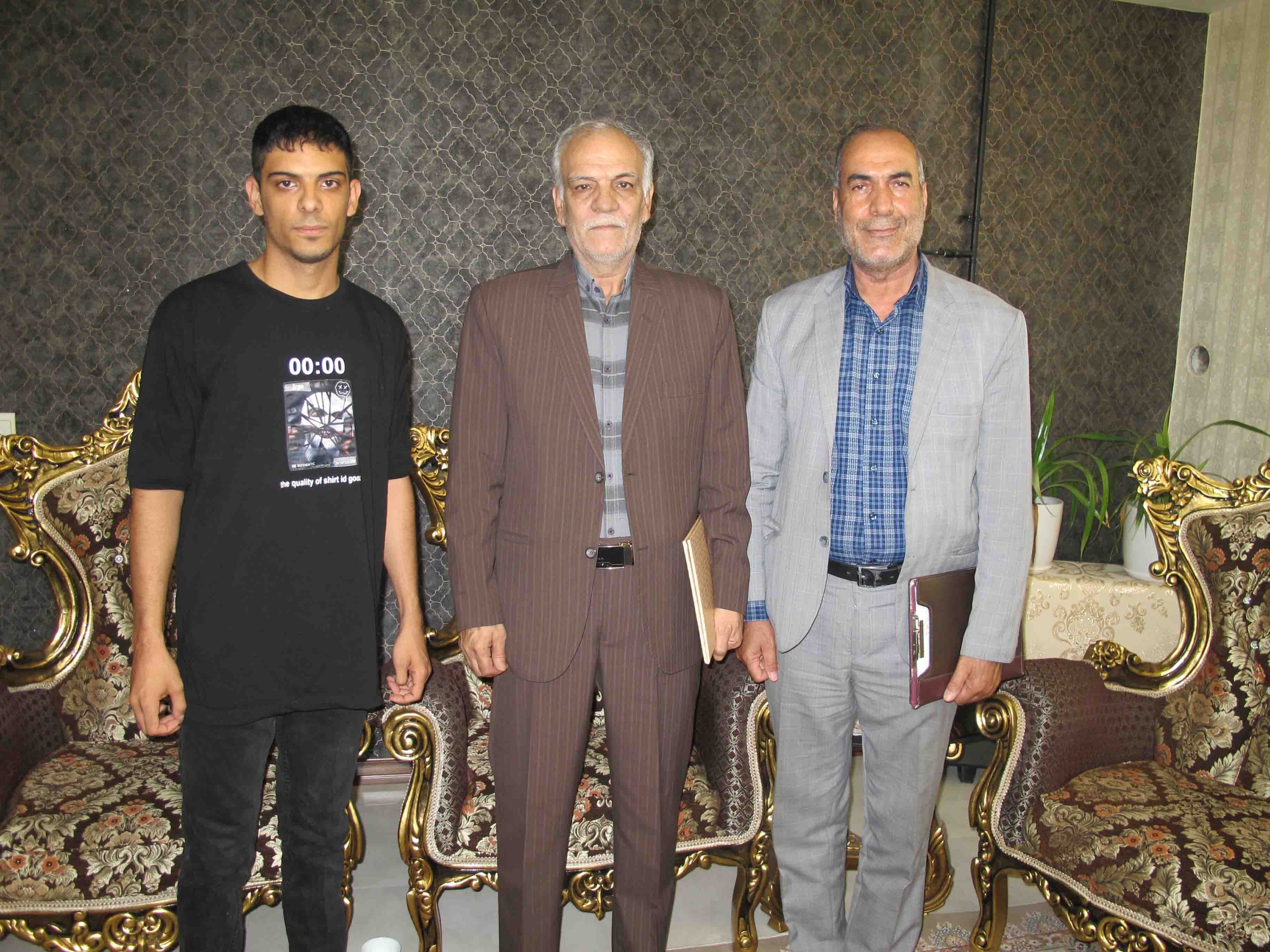 دیدار رئیس کانون بازنشستگان استان مرکزی با ۵ نفر از پیشکسوتان دیدار رئیس کانون بازنشستگان استان مرکزی با ۵ نفر از پیشکسوتان