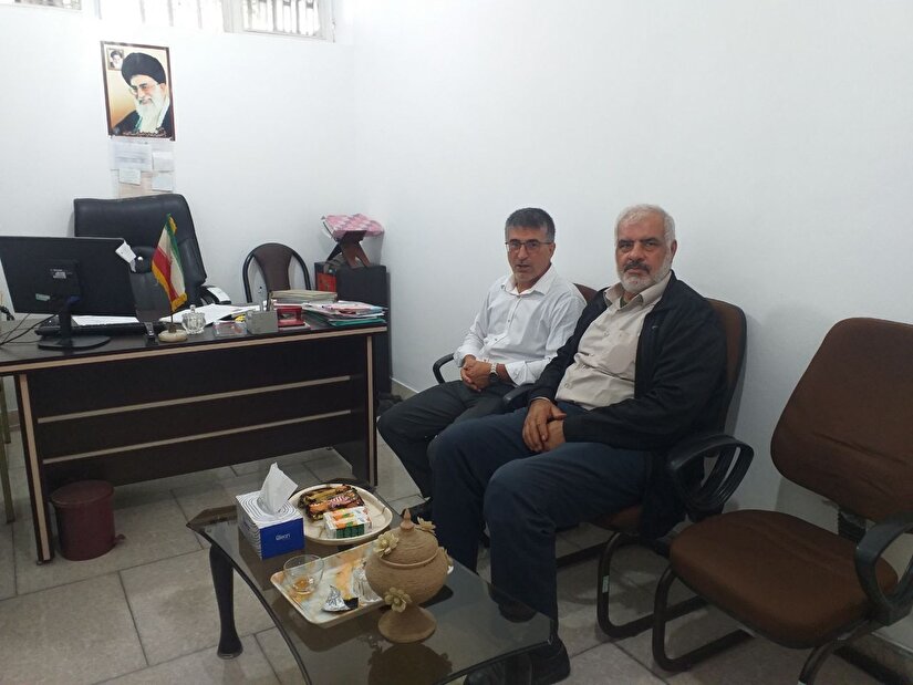 برگزاری جلسه با رئیس کانون پیشکسوتان بسیج و سپاه شهرستان چالوس