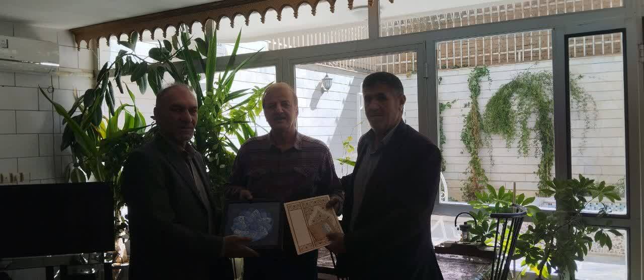 دیدار و سرکشی از اعضای محترم وابسته و مستمری بگیر دیدار و سرکشی از اعضای محترم وابسته و مستمری بگیر