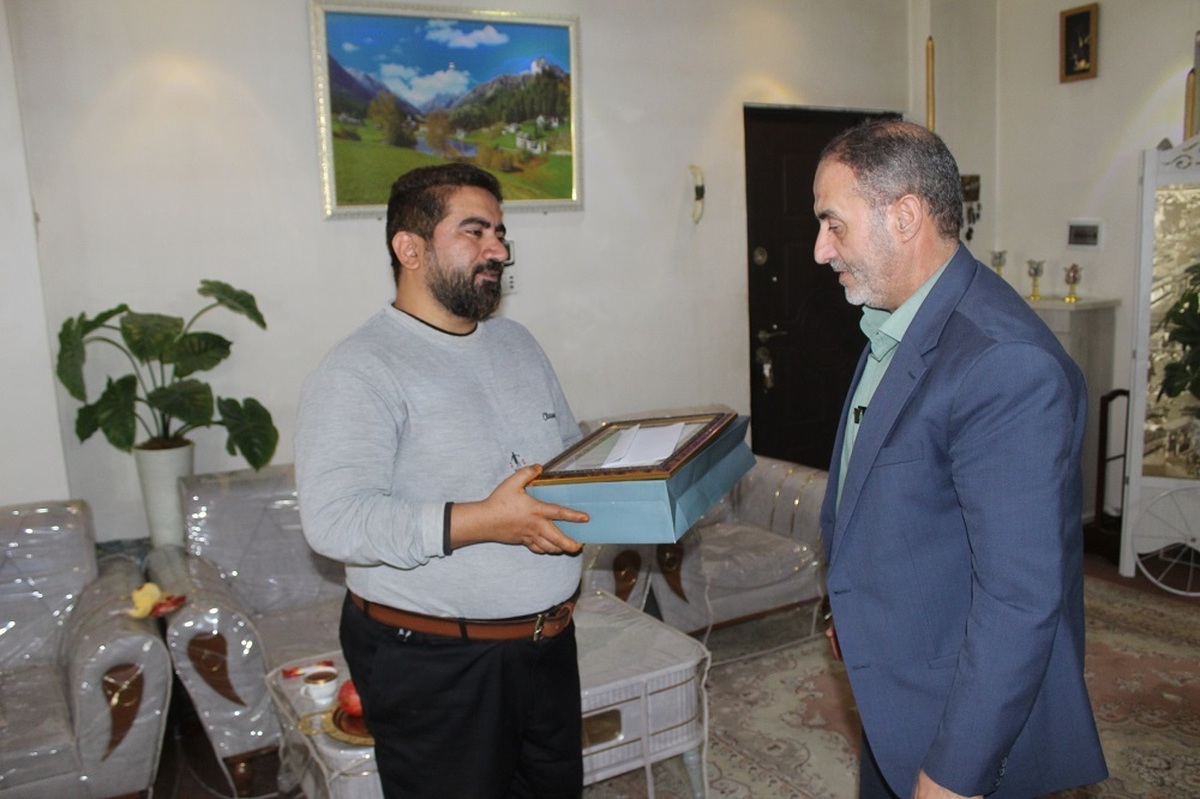 دیدار با ۲ بازنشسته در شهرستان قرچک