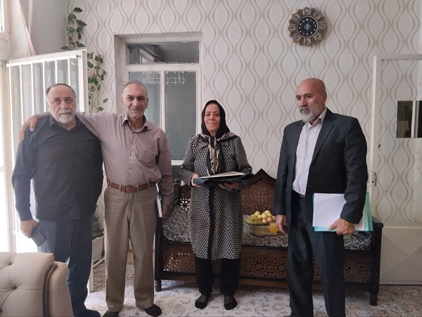 دیدار و سرکشی از تعداد ۴ نفر از پیشکسوتان شهرستان شهرکرد دیدار و سرکشی از تعداد ۴ نفر از پیشکسوتان شهرستان شهرکرد