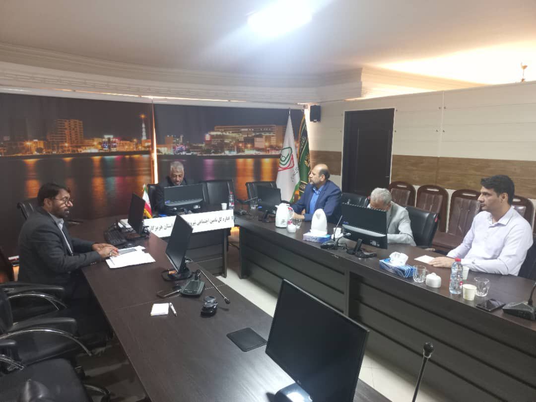 برگزاری اولین جلسه شورای هماهنگی روسای کانون های نیروهای مسلح استان برگزاری اولین جلسه شورای هماهنگی روسای کانون های نیروهای مسلح استان