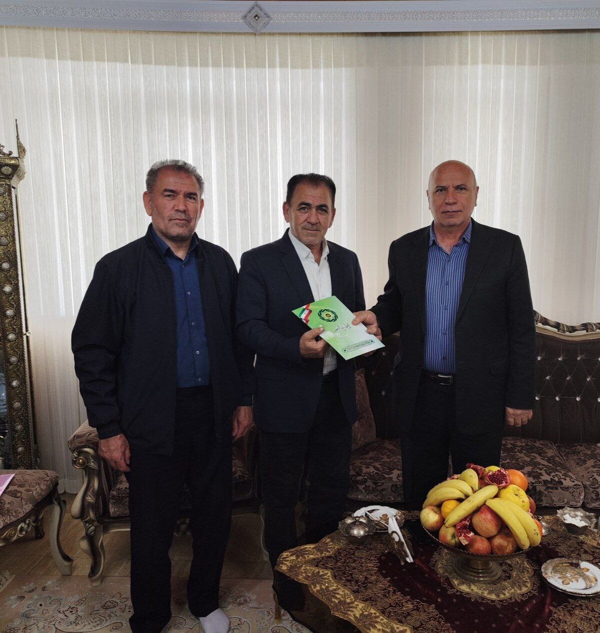 دیدار با ۷ تن از بازنشستگان و مستمری بگیران استان اردبیل