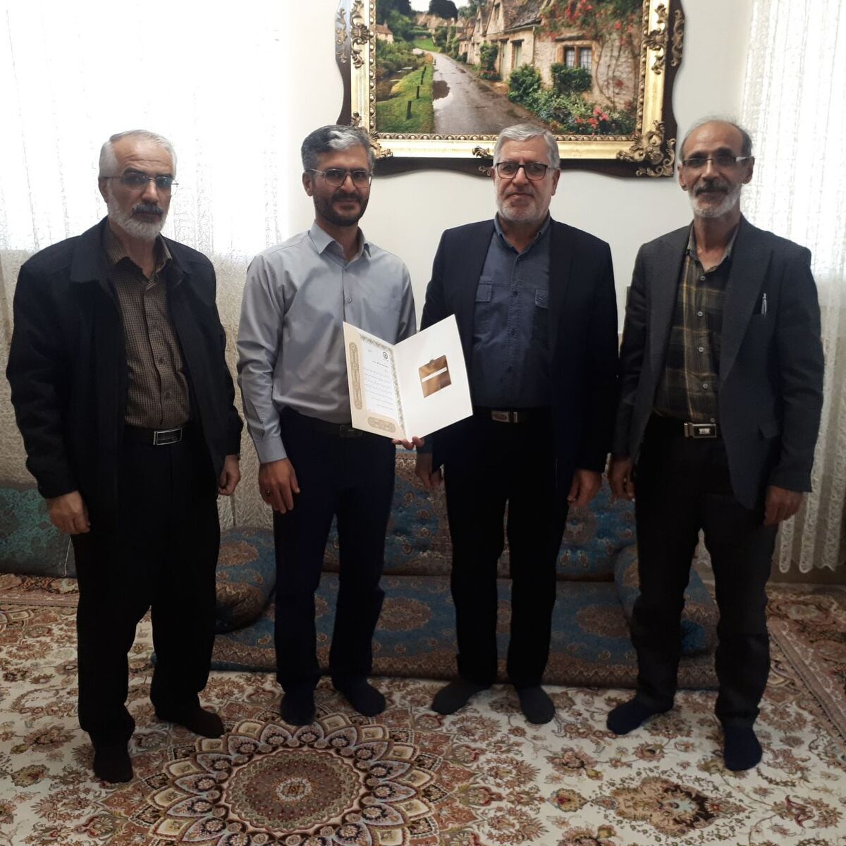 دیدار و سرکشی از ۲ پیشکسوت بازنشسته در شهرستان خمین