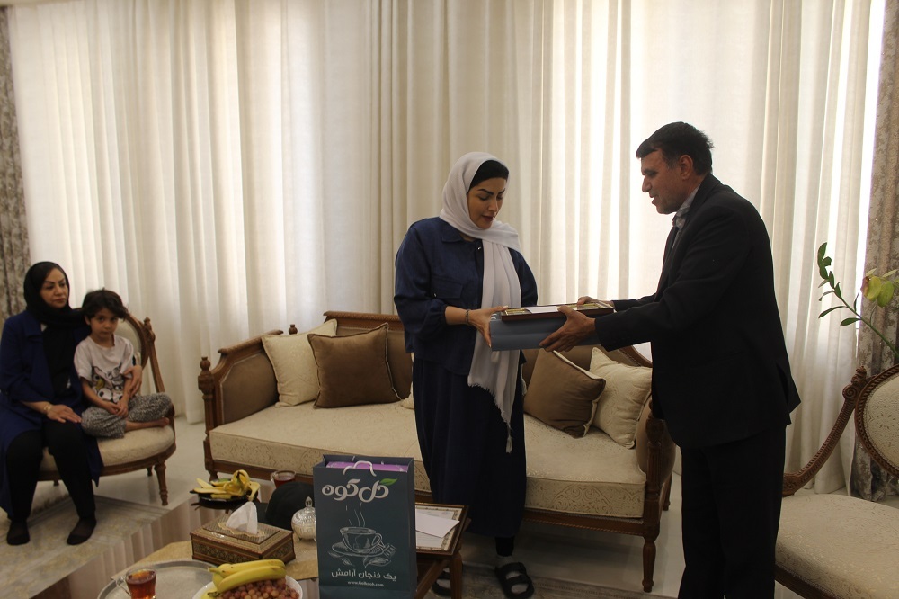 دیدار با 4 بازنشسته در شهرستان ورامین دیدار با 4 بازنشسته در شهرستان ورامین