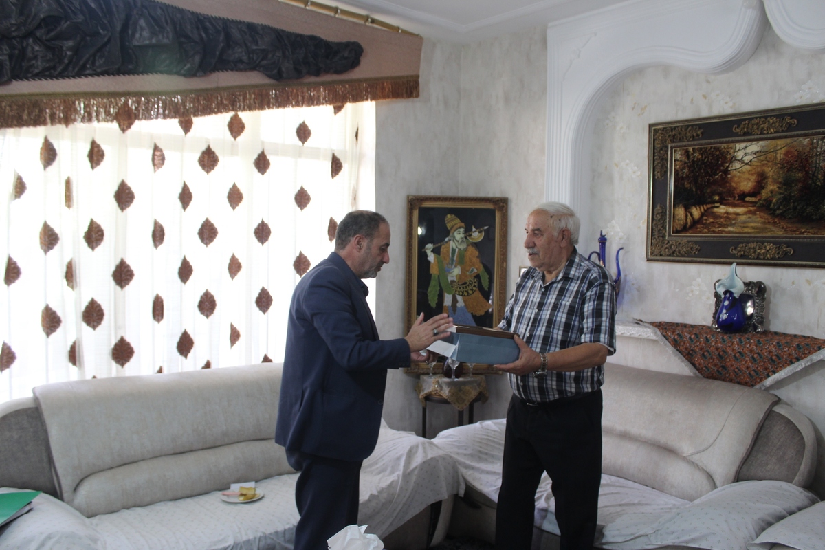 دیدار با ۴ بازنشسته در شهرستان ورامین