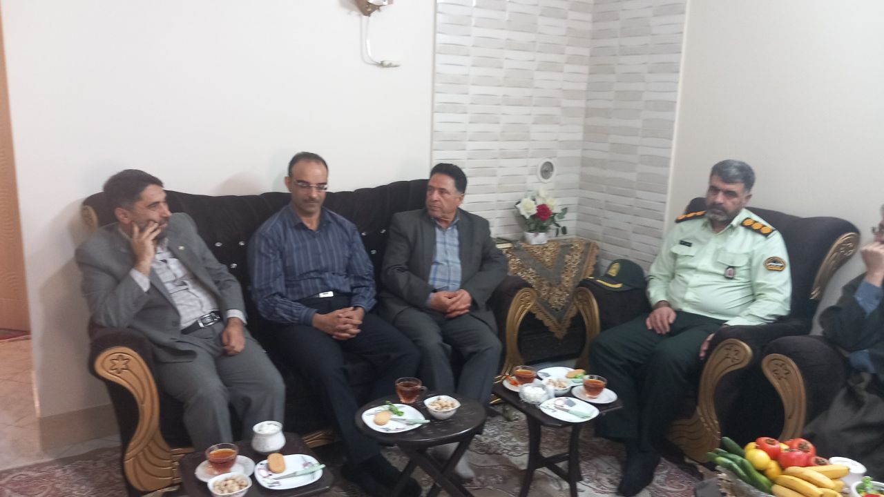 دیدار با پیشکسوت بهداری فراجا به مناسبت روز پرستار در استان سمنان دیدار با پیشکسوت بهداری فراجا به مناسبت روز پرستار در استان سمنان