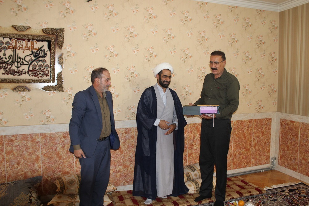 دیدار با ۲ بازنشسته در شهرستان قرچک دیدار با ۲ بازنشسته در شهرستان قرچک