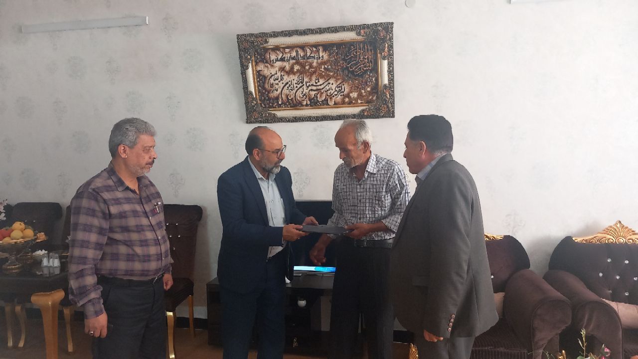 دیدار با پیشکسوت فراجا در استان سمنان دیدار با پیشکسوت فراجا در استان سمنان