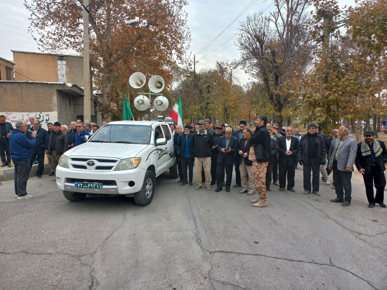 همایش پیاده روي خانوادگی نیروهای مسلح شهرستان کنگاور استان کرمانشاه . همایش پیاده روي خانوادگی نیروهای مسلح شهرستان کنگاور استان کرمانشاه .