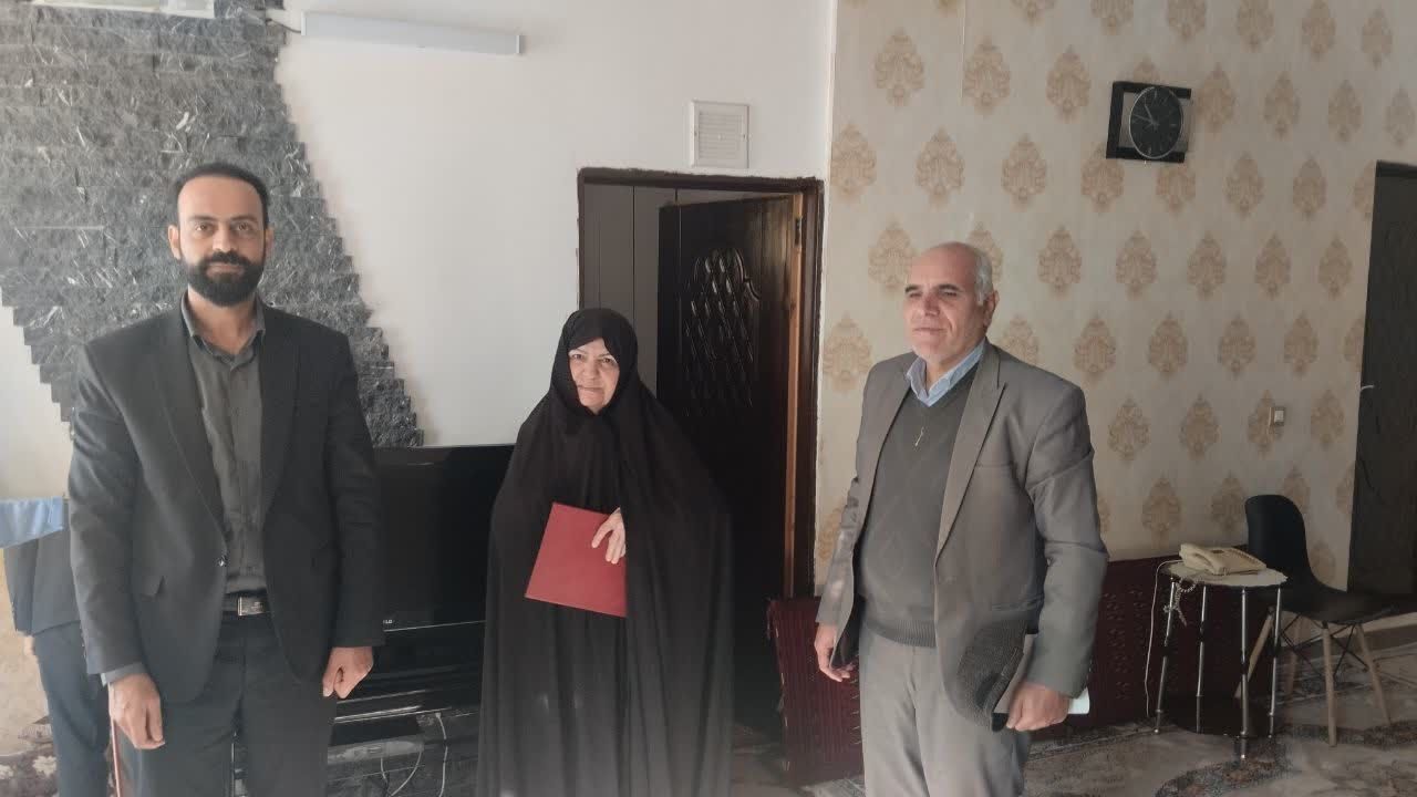 دیدار با دو مستمری بگیر شهرستان شیروان