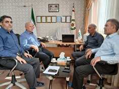 جلسه رئیس کانون بازنشستگان انتظامی استان اردبیل با نماینده اعضاء کانون استان در مجمع کانون