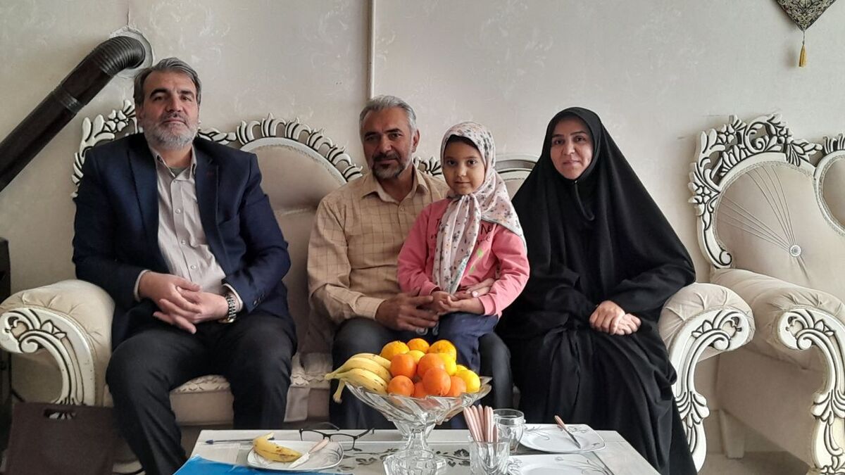 دیدار با ۶ نفر از پیشکسوتان در شهرستان چناران وگلبهار