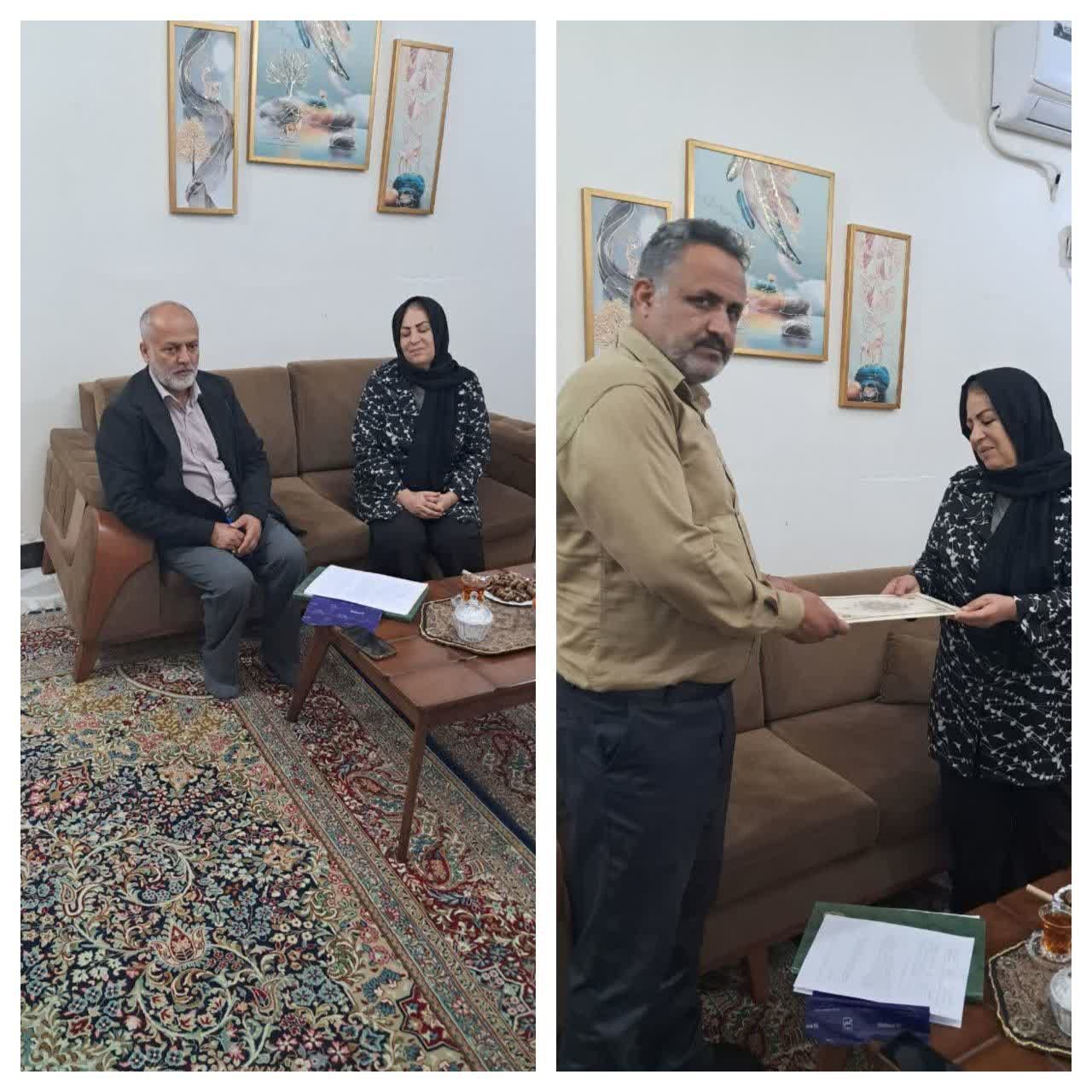 دیدار با 5 نفر از بازنشستگان و مستمری بگیران شهرستان آبادان دیدار با 5 نفر از بازنشستگان و مستمری بگیران شهرستان آبادان