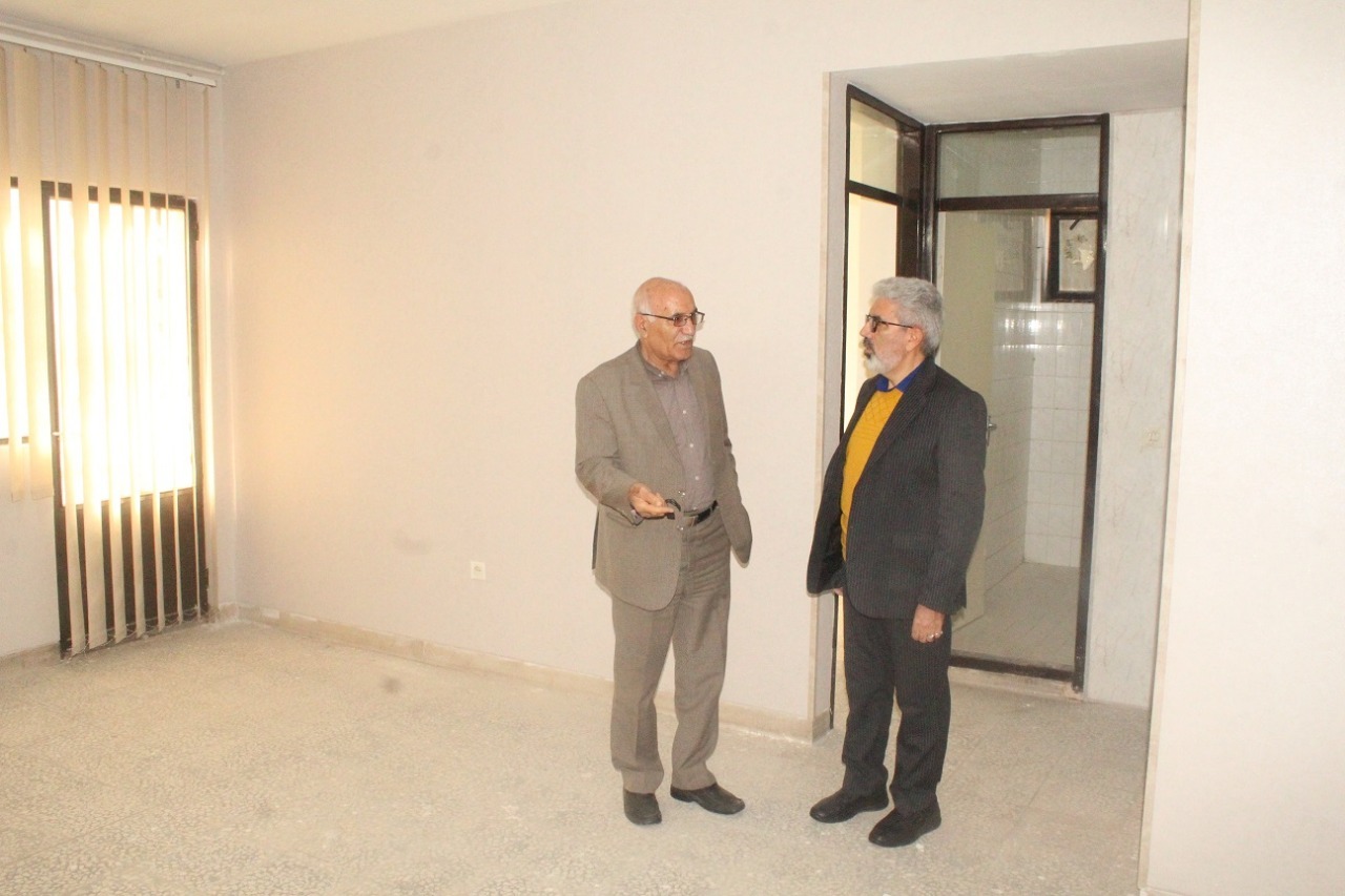 بازدید رئیس کانون استان از دفتر نمایندگی شهرستان کاشان بازدید رئیس کانون استان از دفتر نمایندگی شهرستان کاشان