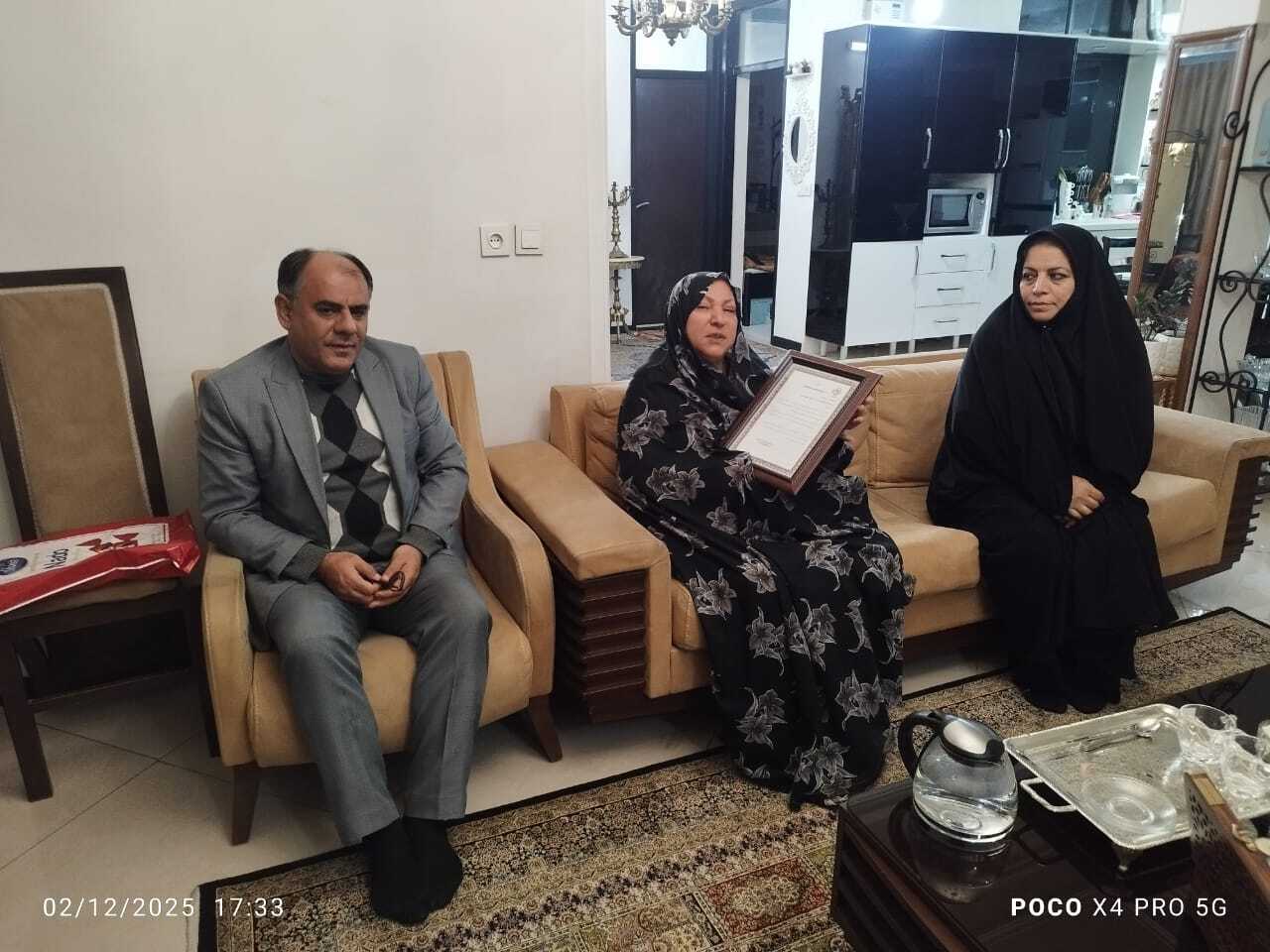 دیدار مدیر ارشد اداره بازنشستگی نیروهای مسلح استان البرز با 5 نفر از مستمری بگیران فراجا استان البرز دیدار مدیر ارشد اداره بازنشستگی نیروهای مسلح استان البرز با 5 نفر از مستمری بگیران فراجا استان البرز