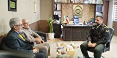 دیدار رئیس کانون بازنشستگان انتظامی استان اصفهان با فرماندهی انتظامی کاشان