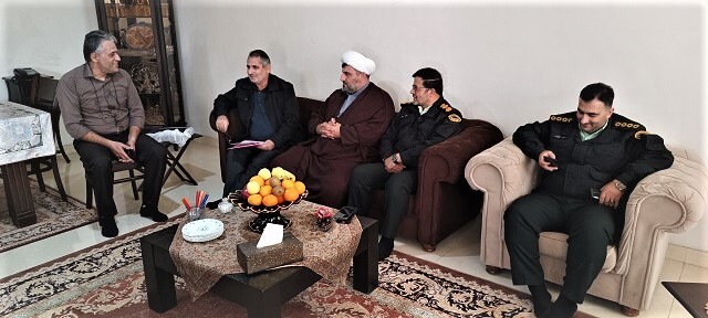 دیدار فرمانده انتظامی شهرستان آستارا با پیشکسوتان دیدار فرمانده انتظامی شهرستان آستارا با پیشکسوتان