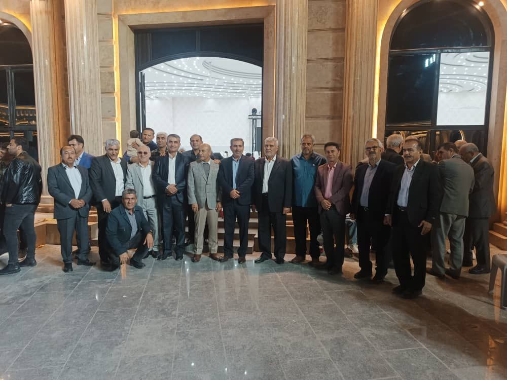 ضیافت خانوادگی اعضای وابسته شهرستان رامهرمز ضیافت خانوادگی اعضای وابسته شهرستان رامهرمز