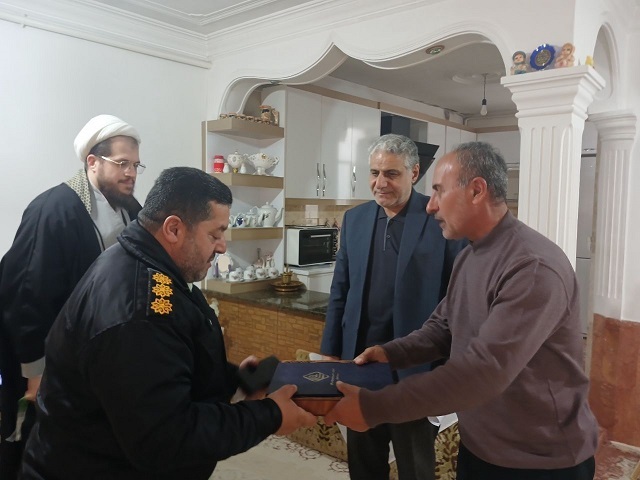 دیدار فرمانده انتظامی شهرستان رودبار با پیشکسوتان و مستمری بگیران شهرستان دیدار فرمانده انتظامی شهرستان رودبار با پیشکسوتان و مستمری بگیران شهرستان