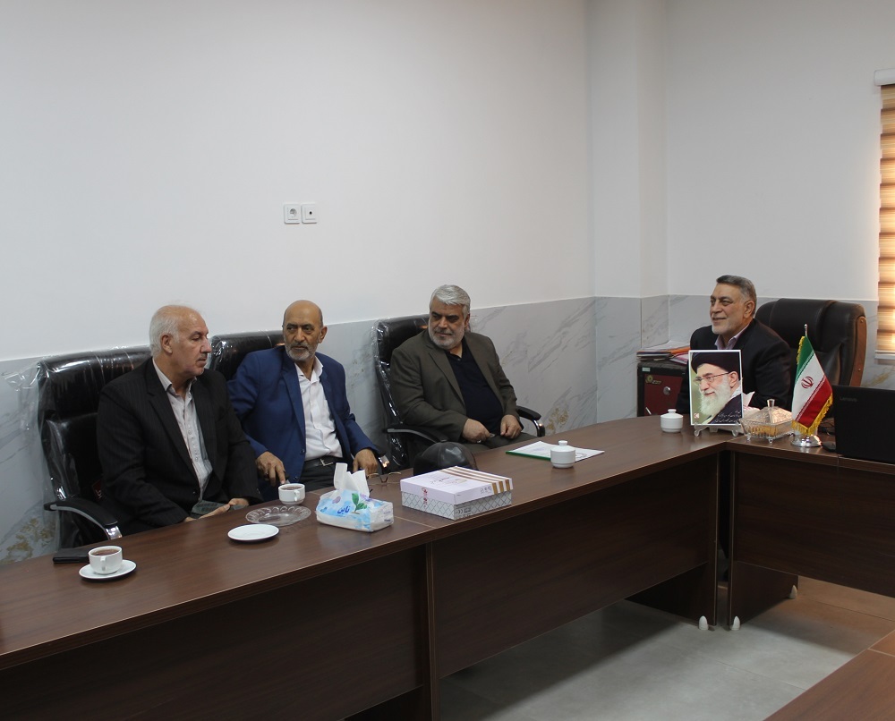 برگزاری هم اندیشی پیشکسوتان انتظامی شهرستان ورامین برگزاری هم اندیشی پیشکسوتان انتظامی شهرستان ورامین