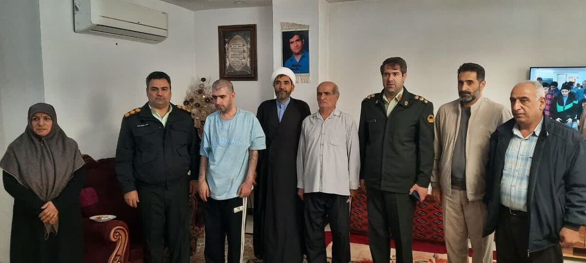 دیدار فرمانده انتظامی شهرستان ساوجبلاغ با بازنشسته غدیر آرین