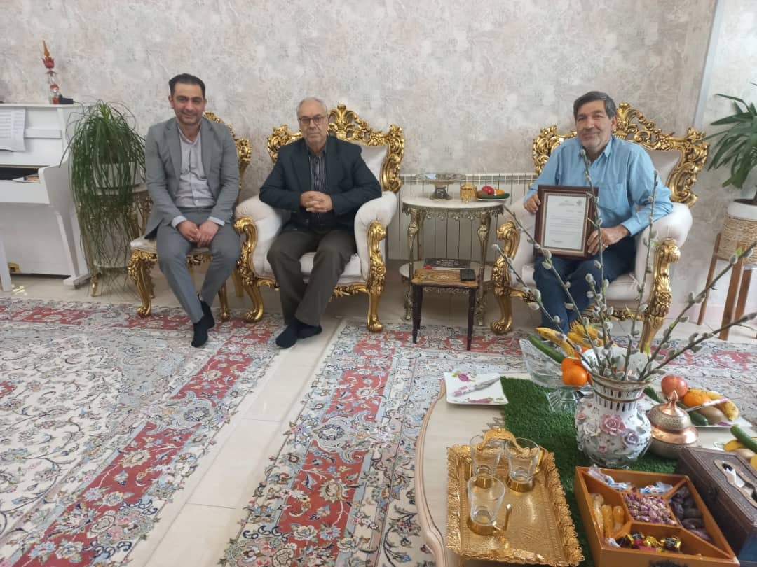 دیدار با 5 نفر از بازنشستگان فراجا استان البرز دیدار با 5 نفر از بازنشستگان فراجا استان البرز