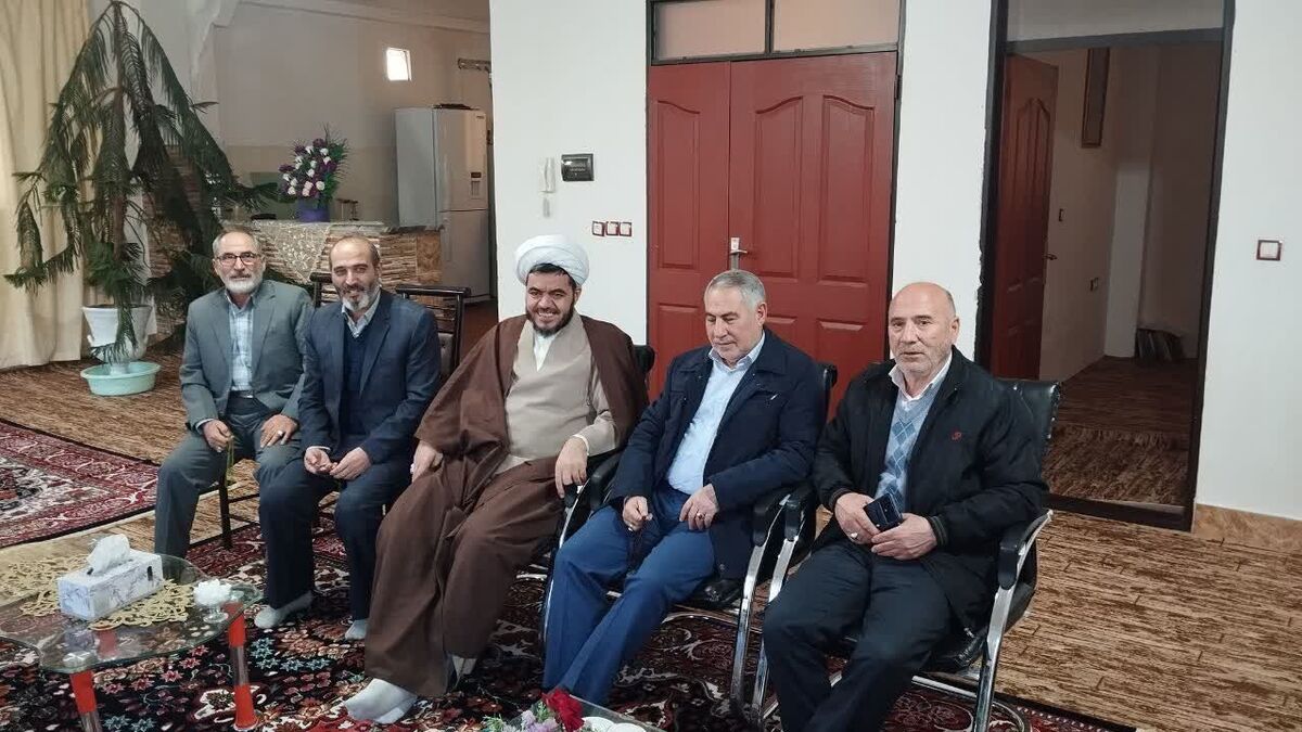 دیدار مسئول دفتر نمایندگی  کانون بازنشستگان میاندوآب با نماینده ولی فقیه و امام جمعه شهرستان باروق