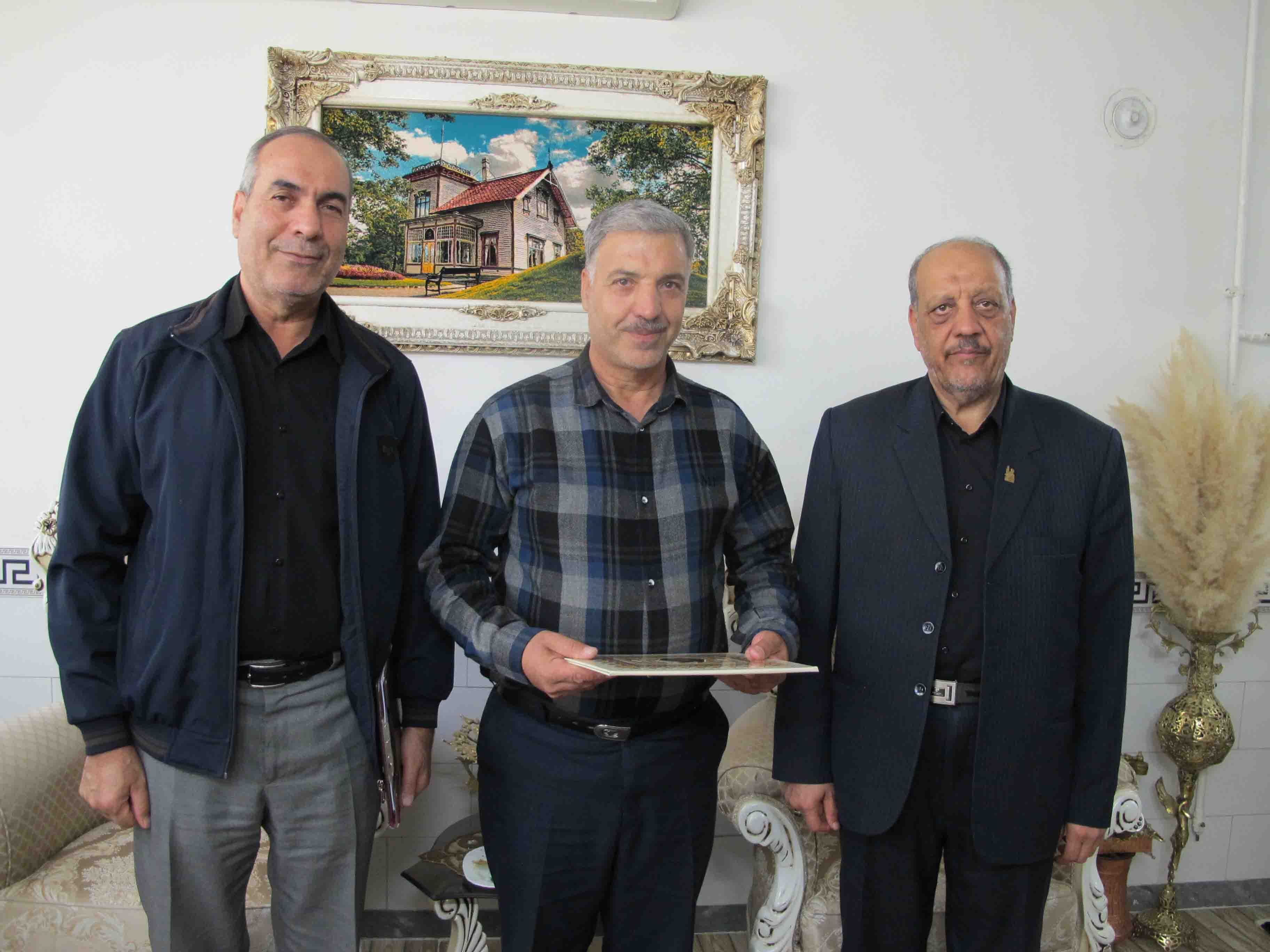 دیدار و سرکشی از 4 نفر پیشکسوت در شهرستان اراک دیدار و سرکشی از 4 نفر پیشکسوت در شهرستان اراک