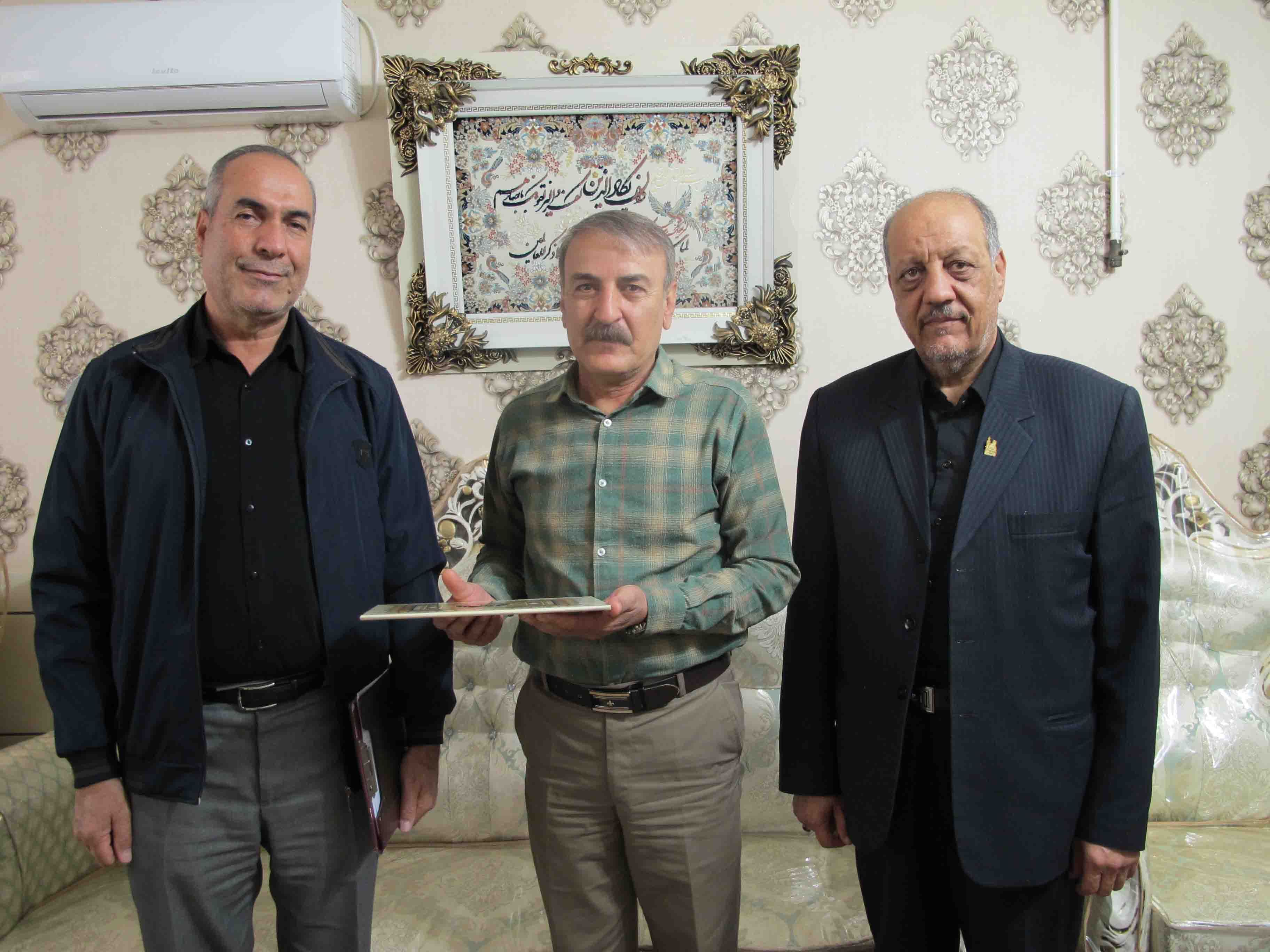 دیدار و سرکشی از 4 نفر پیشکسوت در شهرستان اراک دیدار و سرکشی از 4 نفر پیشکسوت در شهرستان اراک