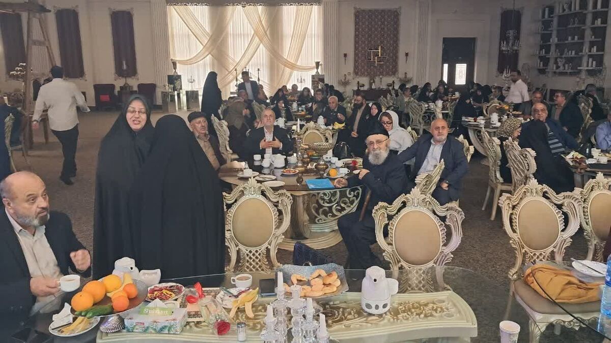 برگزاری ضیافت خانوادگی پیشکسوتان انتظامی درشهرستان محمودآباد