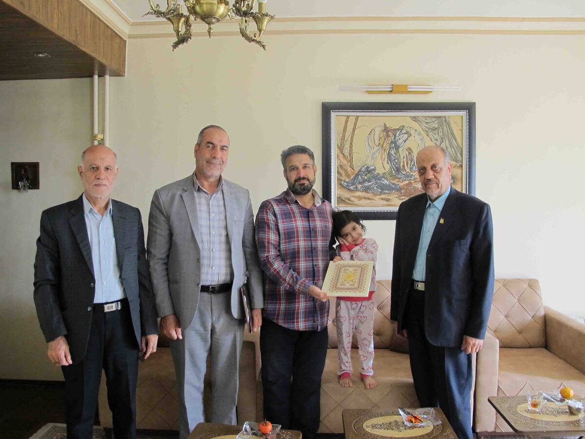 دیدار رئیس کانون بازنشستگان استان مرکزی با ۷ نفر از پیشکسوتان شهرستان اراک