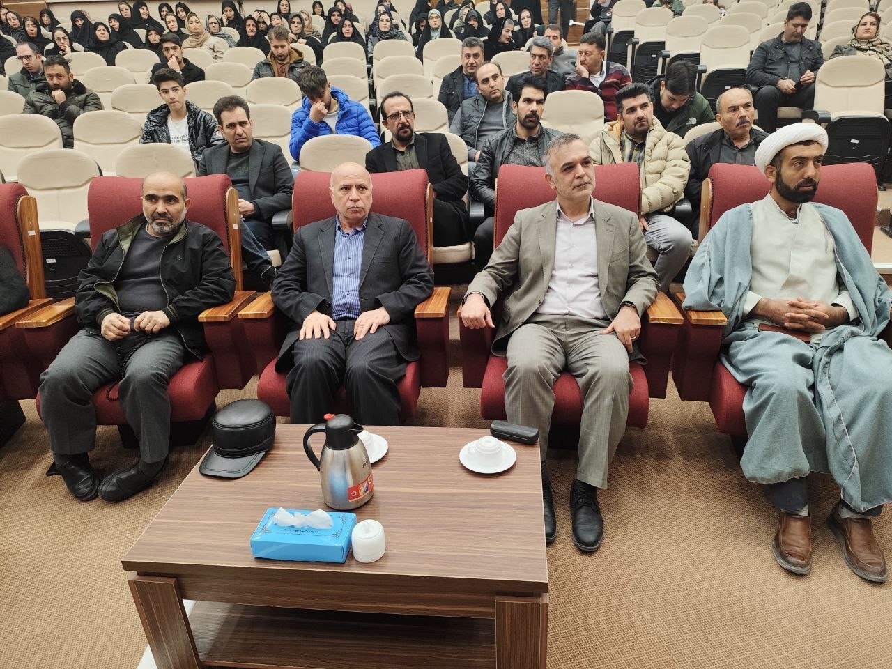 ضیافت مستمری بگیران نیروهای مسلح شهرستان اردبیل